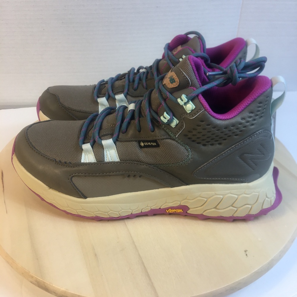 New Balance Women's Shoes in Gray and Purple - Picture 6 of 11